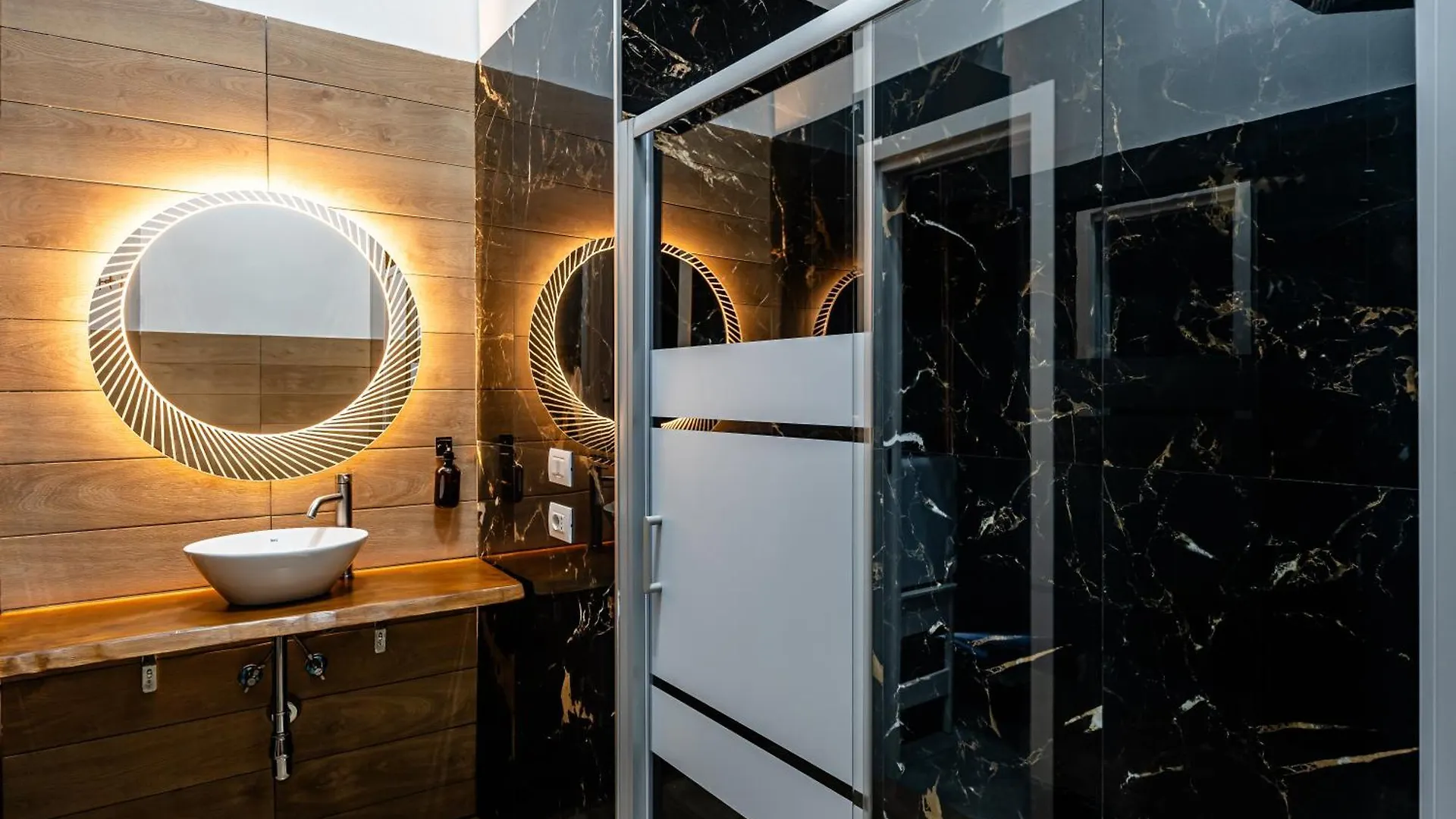 Pensión La Bella Vita Luxury Apartament And Travel Solution Nápoles