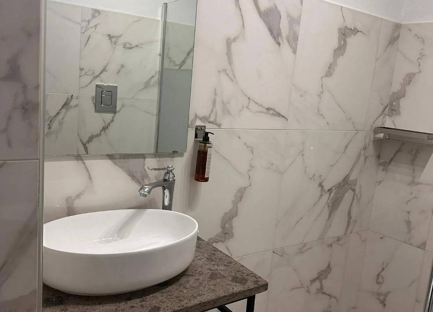 La Bella Vita Luxury Apartament And Travel Solution Nápoles 0*,  Italia